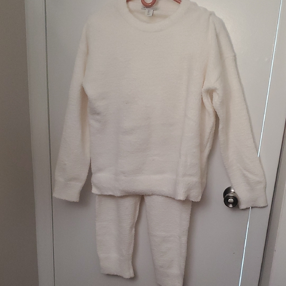 Cupcakes & Cashmere White Gift Set